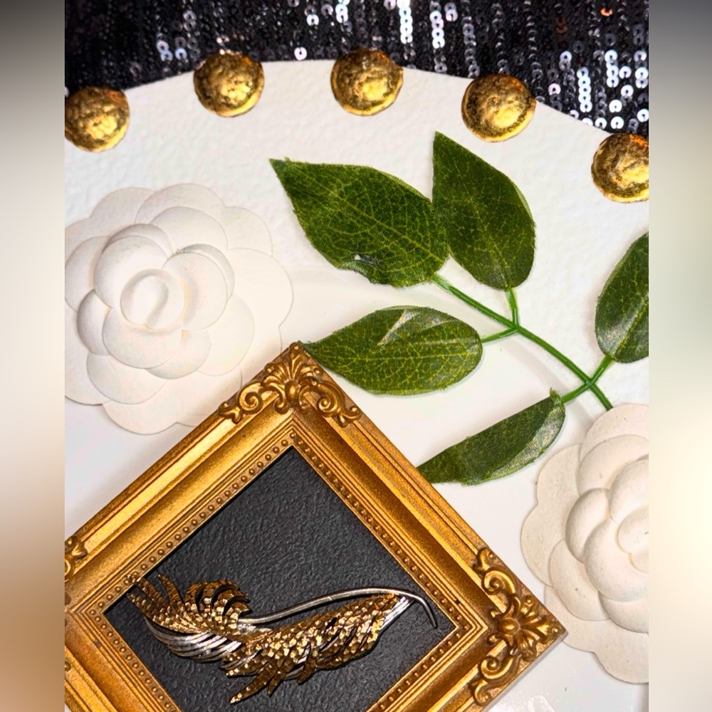 Gold and Silver Feather Brooch - Picture 6 of 16